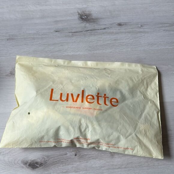 Luvlette Plus Dream Curve 2nd Skin W/out Underwire bra black size 44C NWT in pkg - Picture 6 of 7